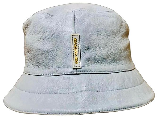 Louis Vuitton Cup Bucket Hat aus Leder Grau