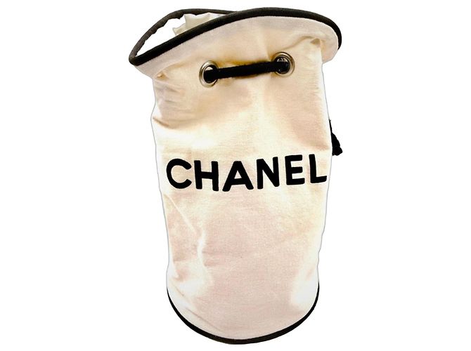 Borsa a secchiello Chanel in tela Nero Bianco