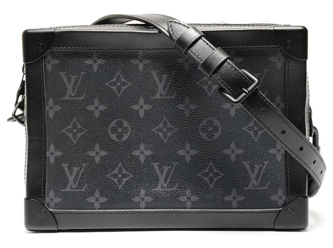 Borsa a Spalla Soft Trunk Monogram Eclipse di Louis Vuitton Nero