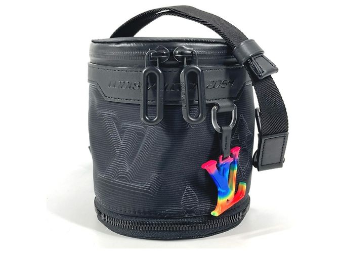 Bolsa Polochon Expansível Louis Vuitton Preto