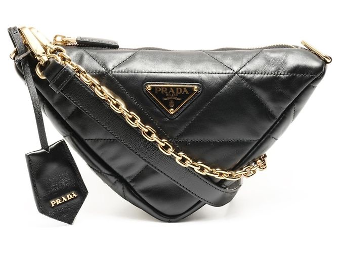 Bolsa de ombro em couro nappa acolchoado em triângulo Prada Preto