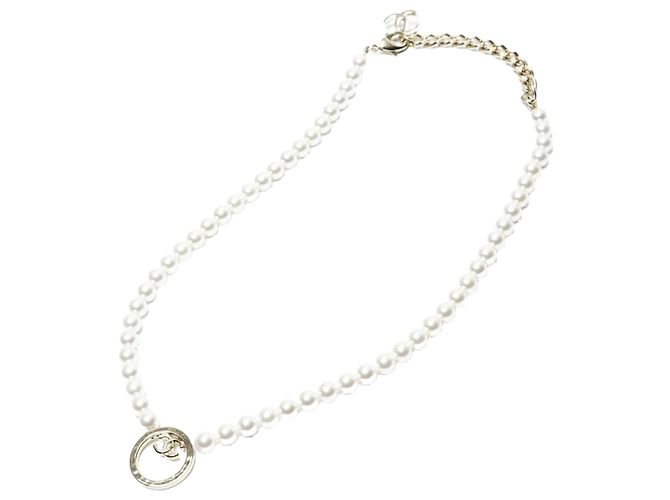 Timeless Chanel B24C 2024 Perlen-Coco-Mark-Halskette Weiß