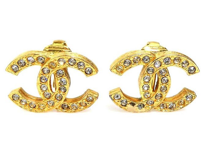 Pendientes de clip de metal dorado Chanel