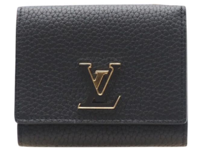 Louis Vuitton Taurillon Capucines Tiny Wallet Black