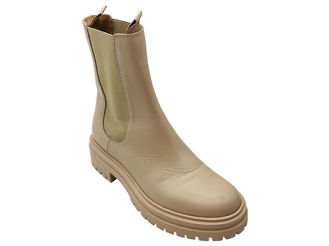 Gianvito Rossi Beige Leather Lug Sole Pull On Ankle Boots