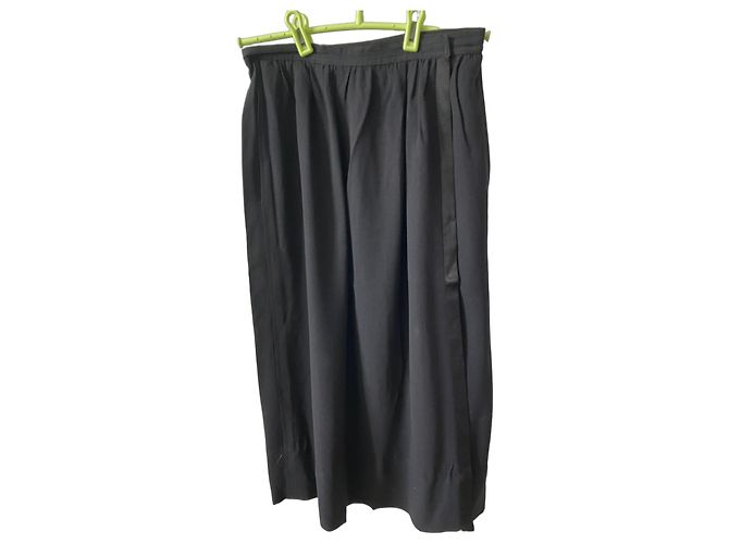 SAIA ENVELOPE YVES SAINT LAURENT Preto 