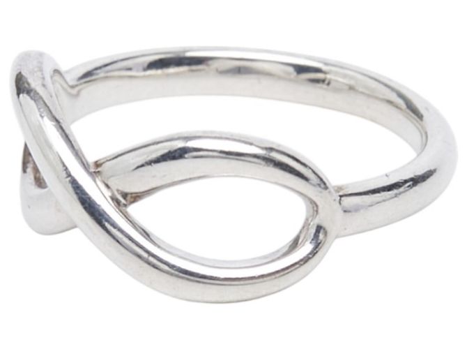Anel Infinity da Tiffany & Co.