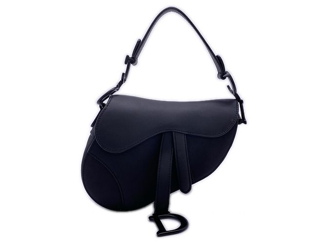 Bolsa Saddle em couro de bezerro ultra matte Christian Dior Preto