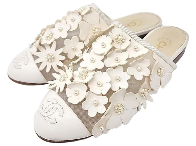 Chanel Mule Weiß