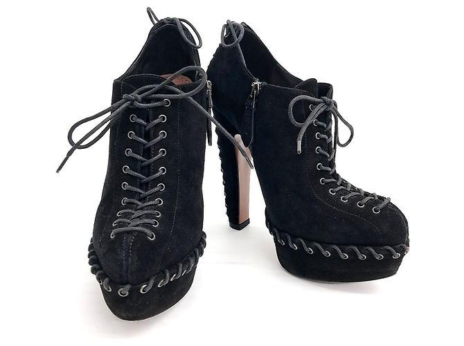 Alaïa Alaia Suede Booties
