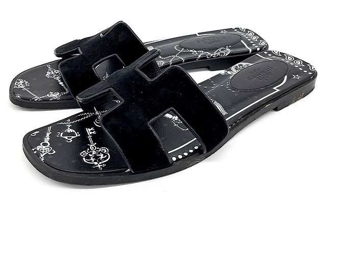 Pantofole in Velluto Oran di Hermès Nero