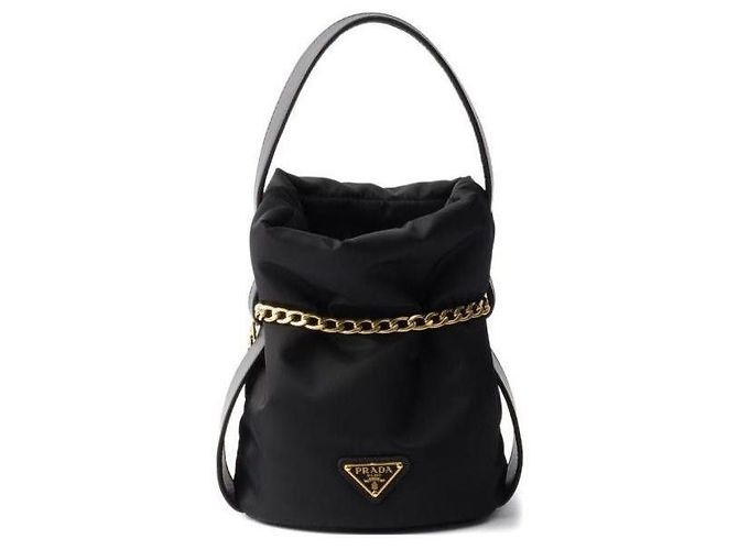 Prada Piccola Borsa Nera Mini in Pelle Nappa e Nylon Nero