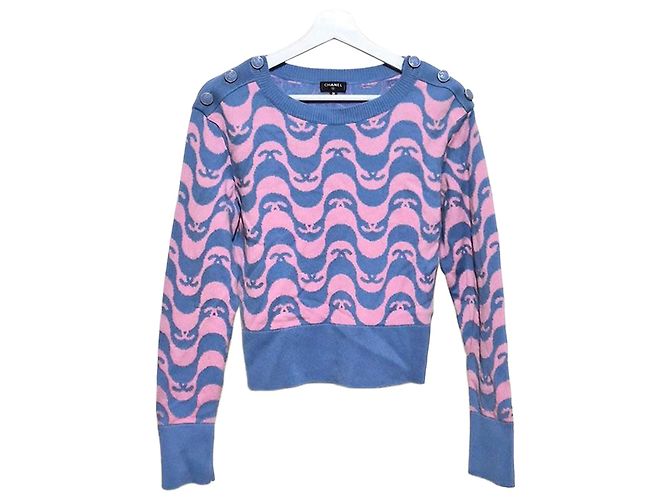Chanel Kaschmir-Wellen-Coco-Button-Pullover mit langen Ärmeln Mehrfarben 