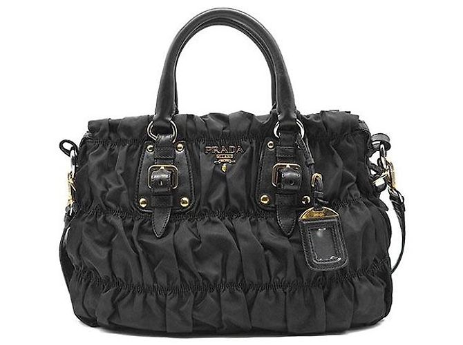 Prada Borsa Tote e Borsa a Spalla Tesuto Gofer Nero