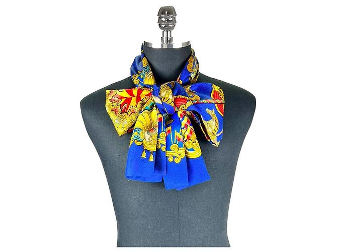 Hermès Cachecol longo Carrousel azul marinho