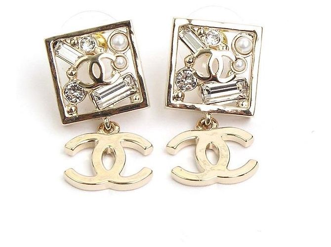 Chanel Brincos CC de pérolas de cristal dourado champagne