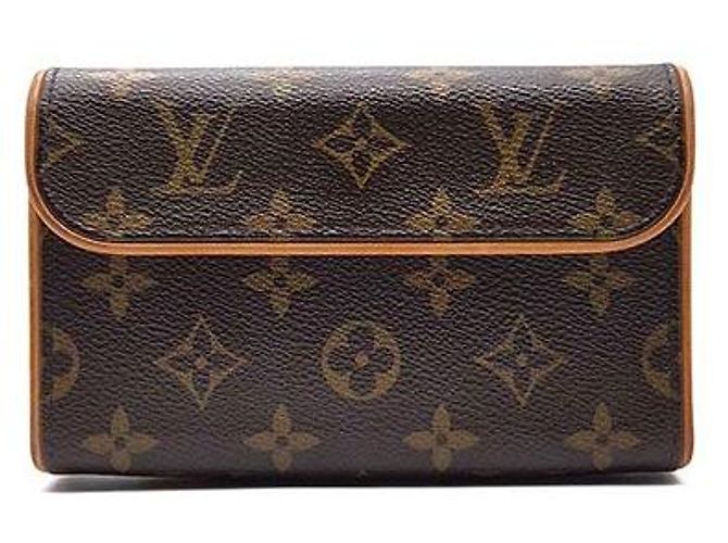 Louis Vuitton Monogram Pochette Florentine XS Black