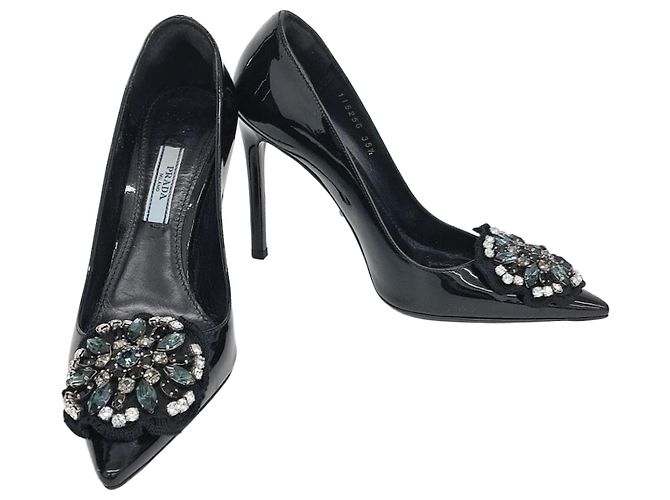 Prada Shoes Multiple colors