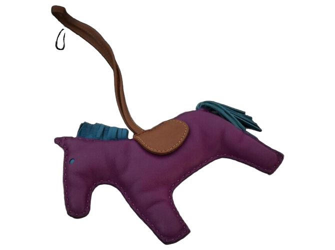 Hermès Chaveiro Rodeo Grande Roxo