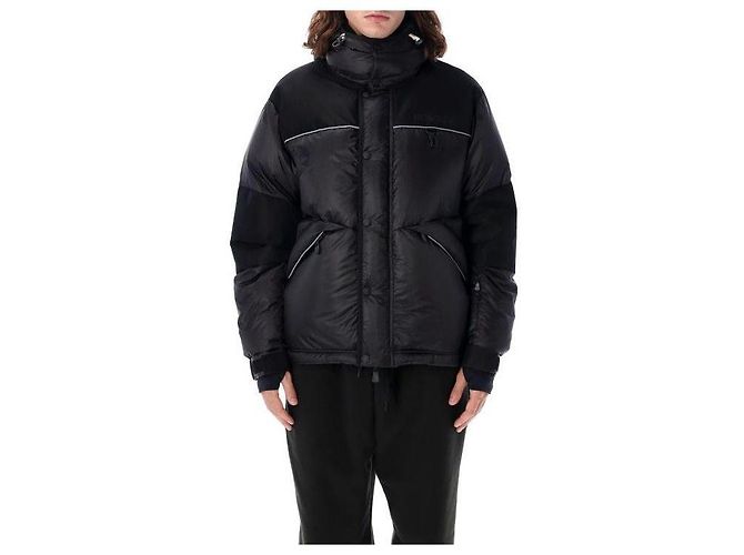 Moncler Albiez Short Down Jacket Black