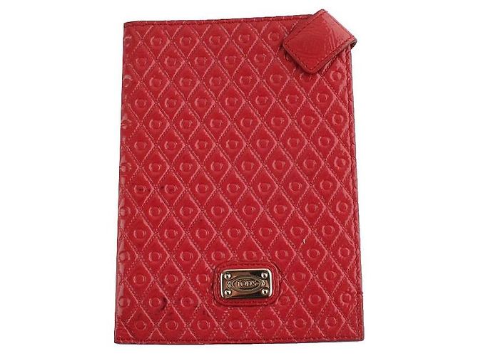Tod's Capa de passaporte acolchoada em verniz vermelho