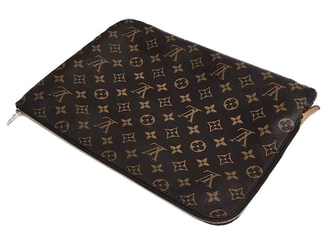 Louis Vuitton MM Monogramm Etui Reise Clutch Schwarz
