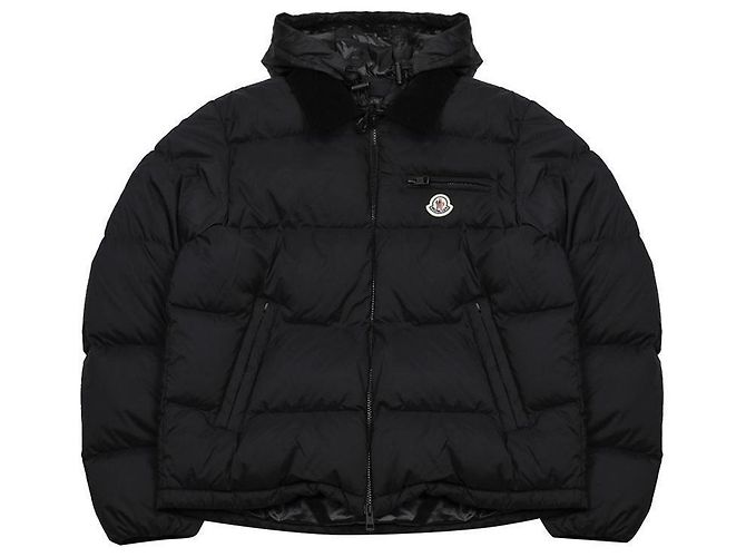 Moncler Calima Down Jacket Black 