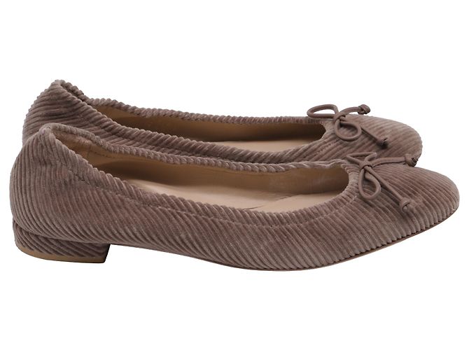 Sapatilhas Bria em veludo cotelê marrom da Stuart Weitzman Vermelho