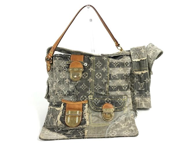 Posty Tasche aus Monogram Denim Patchwork von Louis Vuitton Braun Schwarz