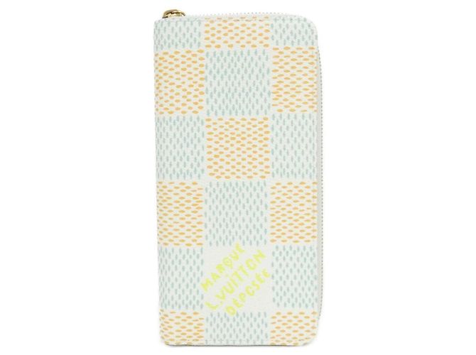 Louis Vuitton Damier Heritage Zippy Wallet White