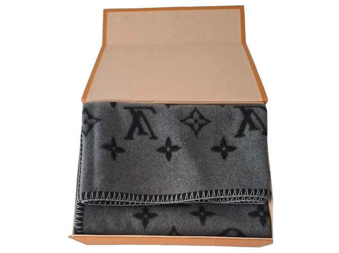 Manta Louis Vuitton Preta e Cinza de Lã e Cashmere Preto