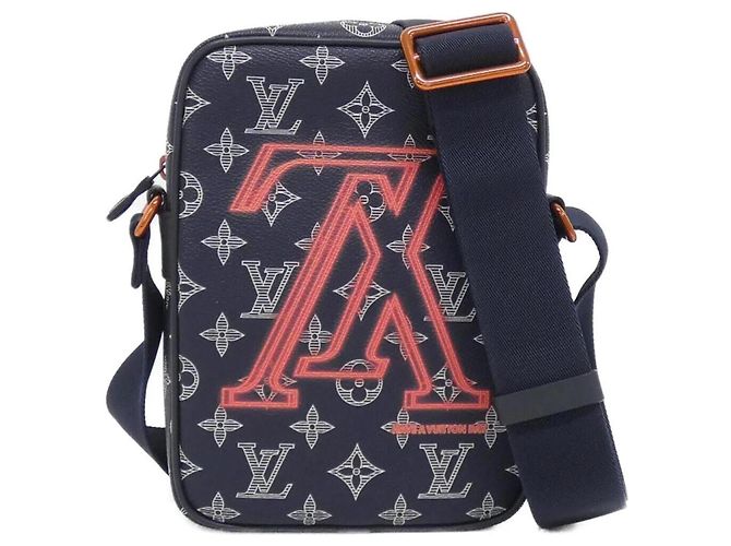 Bolsa de Ombro Danube Monogram Ink da Louis Vuitton Azul