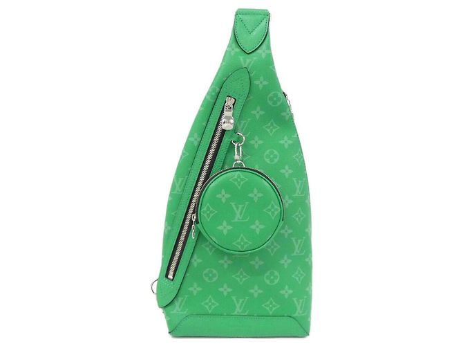 Sac à main Louis Vuitton Taiga Rama Duo Slingback Vert clair
