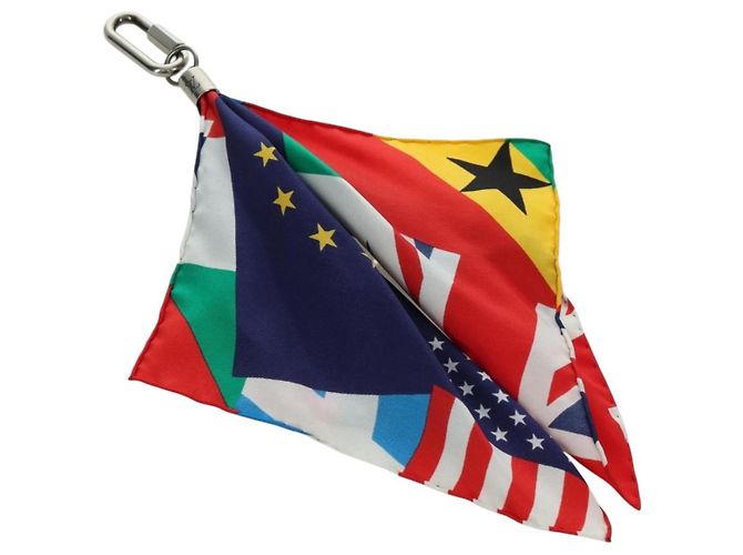 LOUIS VUITTON Bijoux Sac Flags Charm Silk Multicolor MP2485 LV Auth 171534SAM Multiple colors