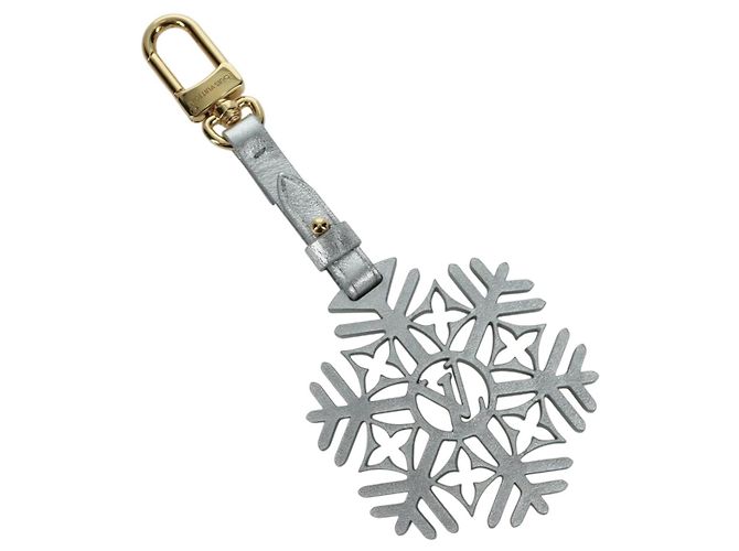 LOUIS VUITTON Snowflake Charm metal Silver M79293 LV Auth 167000SAM