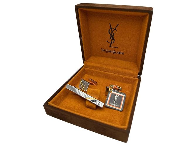 Set di gemelli e fermacravatta vintage Yves Saint Laurent in argento
