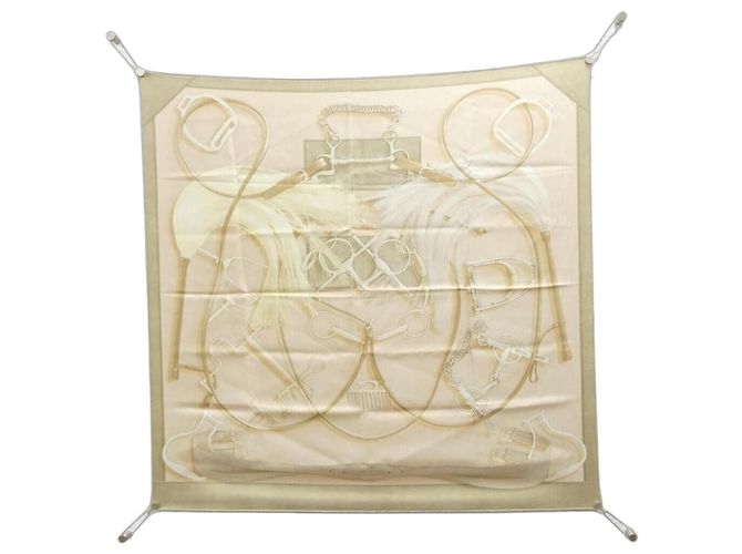 Silk In Hermès Lenço de Seda Hermes PROJETOS QUADRADOS A LÁPIS Bege