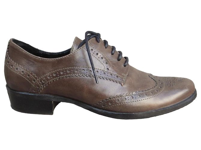 Derbies Minelli in pelle marrone 