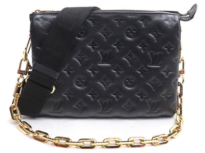Borsa a spalla Coussin PM in pelle Monogram goffrata Louis Vuitton Nero
