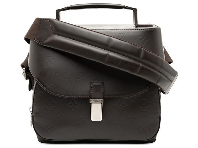 Louis Vuitton Marrón Monograma Glacé Charly Castaño Marrón oscuro