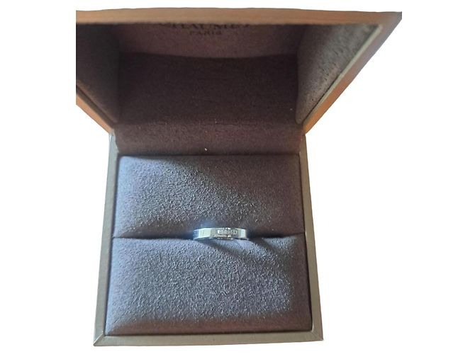 Anello Chaumet Liens in platino e diamanti Argento