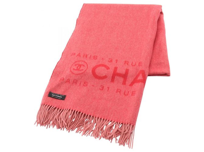 Stola in cashmere rosso Chanel