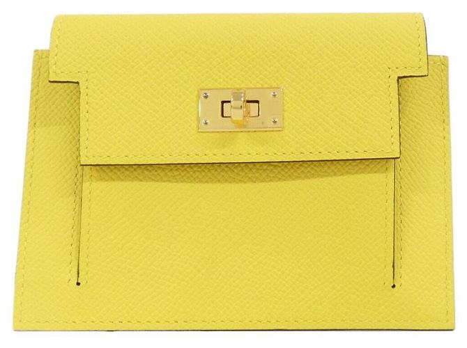 Billetera compacta Kelly de Hermès Amarillo