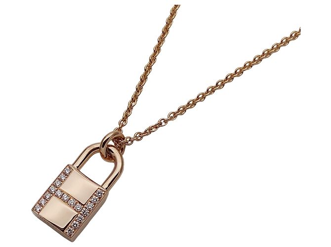 Collar Amulette Cadena Kelly de Hermès Dorado