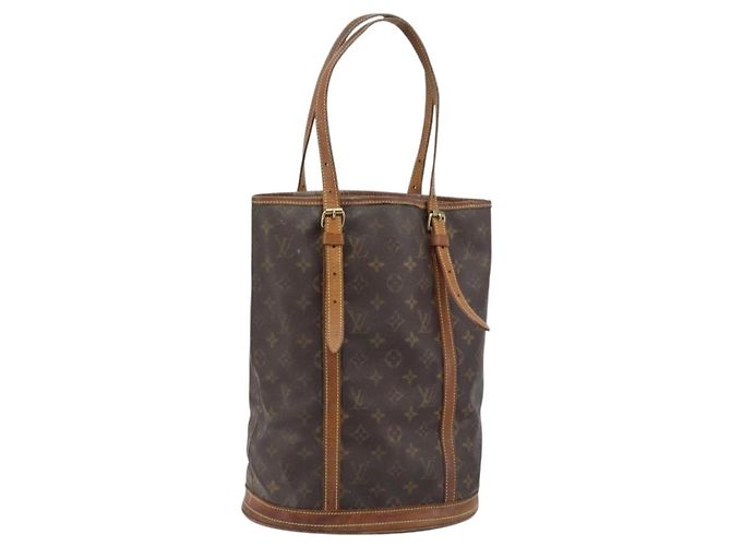 LOUIS VUITTON Bolsa de Ombro Monogram Bucket GM M42236 LV Auth LNZ072