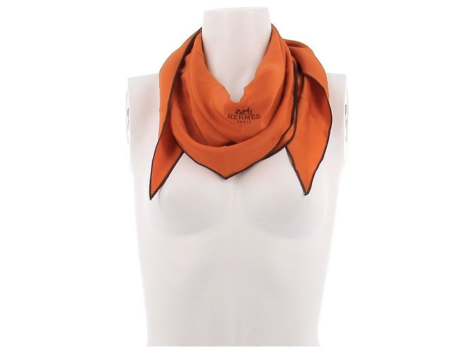Hermès Lenço xale laranja de seda