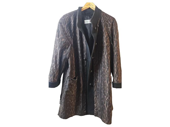 Autre Marque Men's coat with leopard print Brown Black