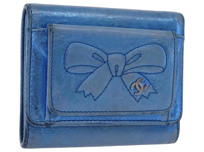 CHANEL Cartera Compacta de Cuero Azul Plata CC Auth 172453