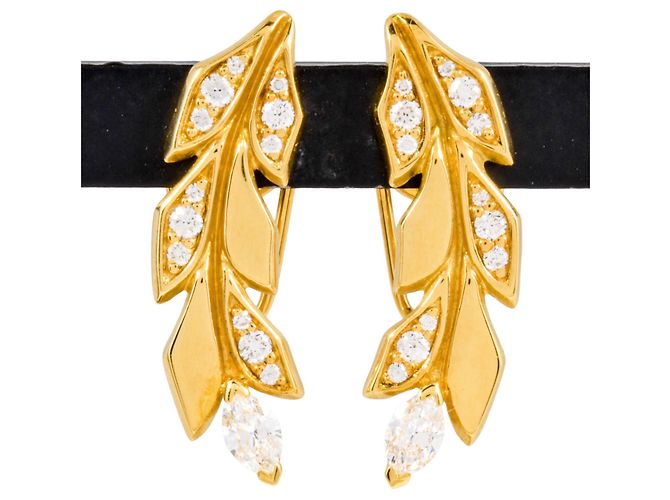 Pendientes Victoria Vine Kramer de Tiffany & Co.