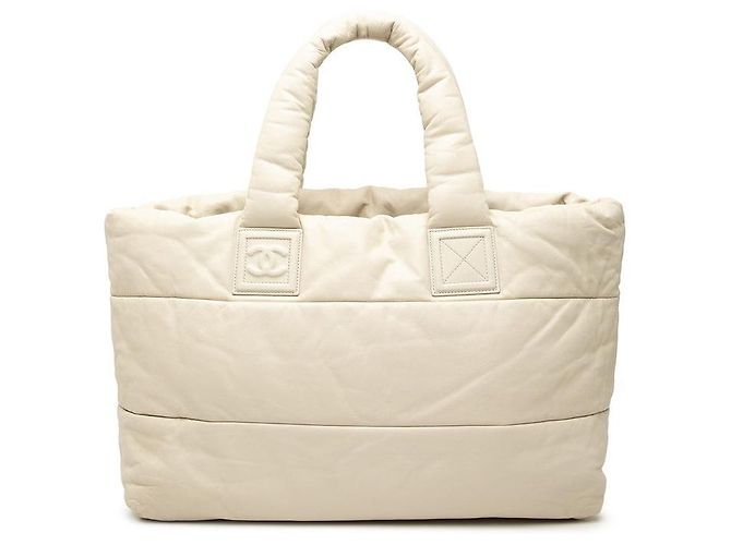 Bolsa Tote de Couro Coco Cocoon da Chanel Branco